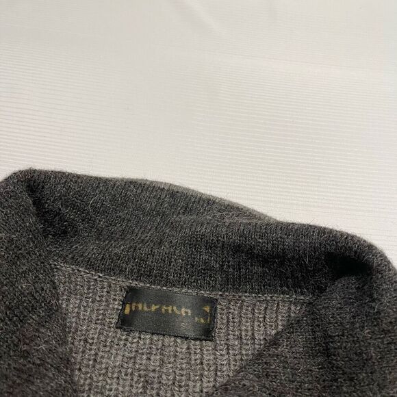 Alpaca Men’s Grey 100% Alpaca Sweater Size Small - Picture 2 of 7